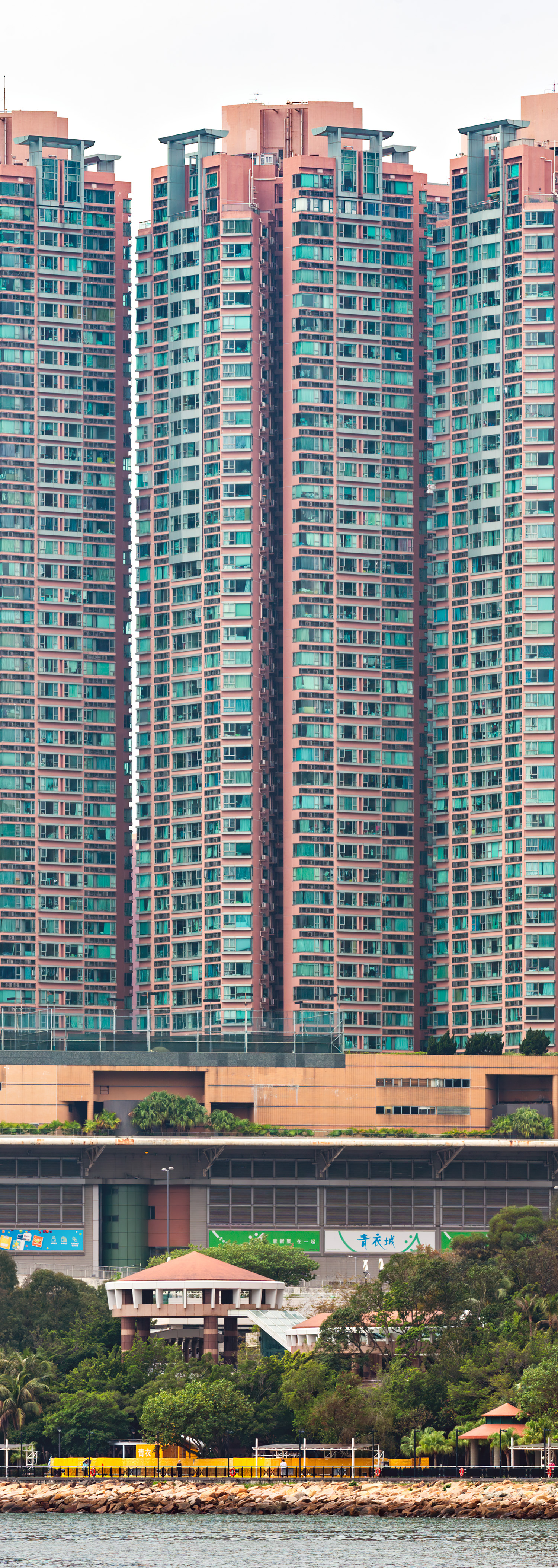 Tierra Verde Tower 3, Hong Kong - View from the north. © Mathias Beinling
